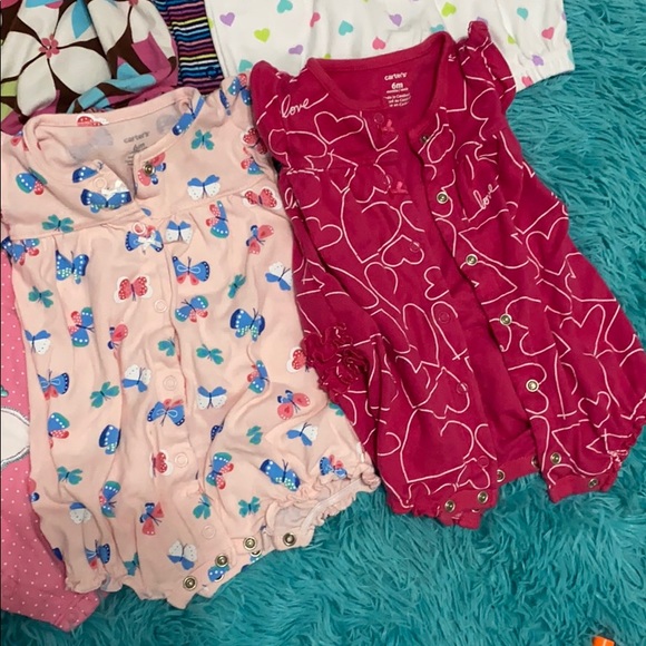 6-9 months onesie bundle - Picture 2 of 7